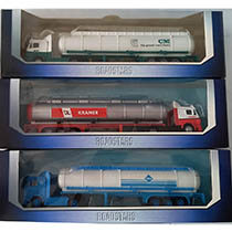 3 x tankwagens lengte 23,5 cm